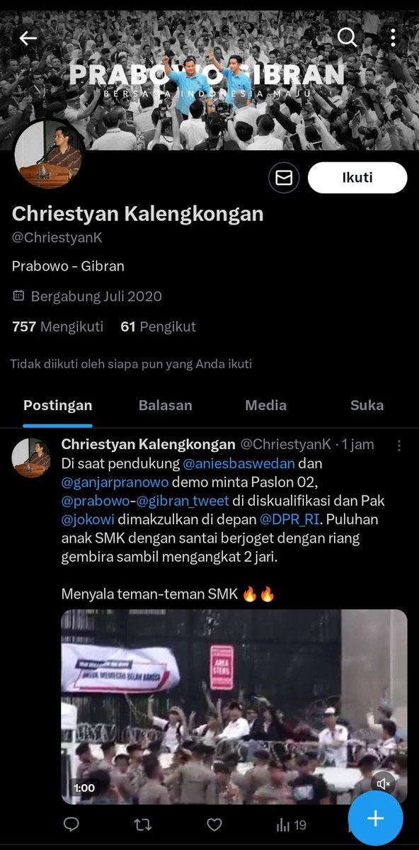 Darsy_s's tweet photo. @ChriestyanK @Icha_chaoz @mamangmiwo Iyah melihat ini 'nampaknya' Anda tidak dibayar 😌🤣 https://t.co/9m9uCxXChy