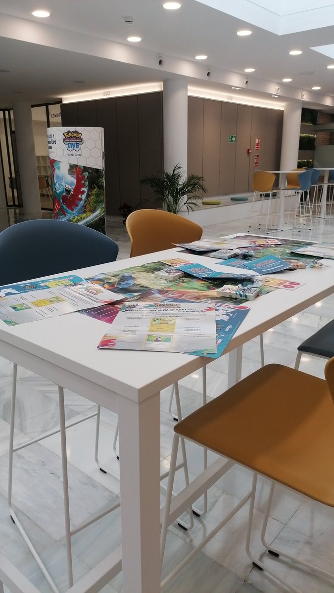 PokesaloonTCG's tweet photo. Ya estamos en Murgi Joven!!! Ven esta tarde a aprender este maravilloso juego de cartas. #PokemonTCG https://t.co/hahxadPNAp