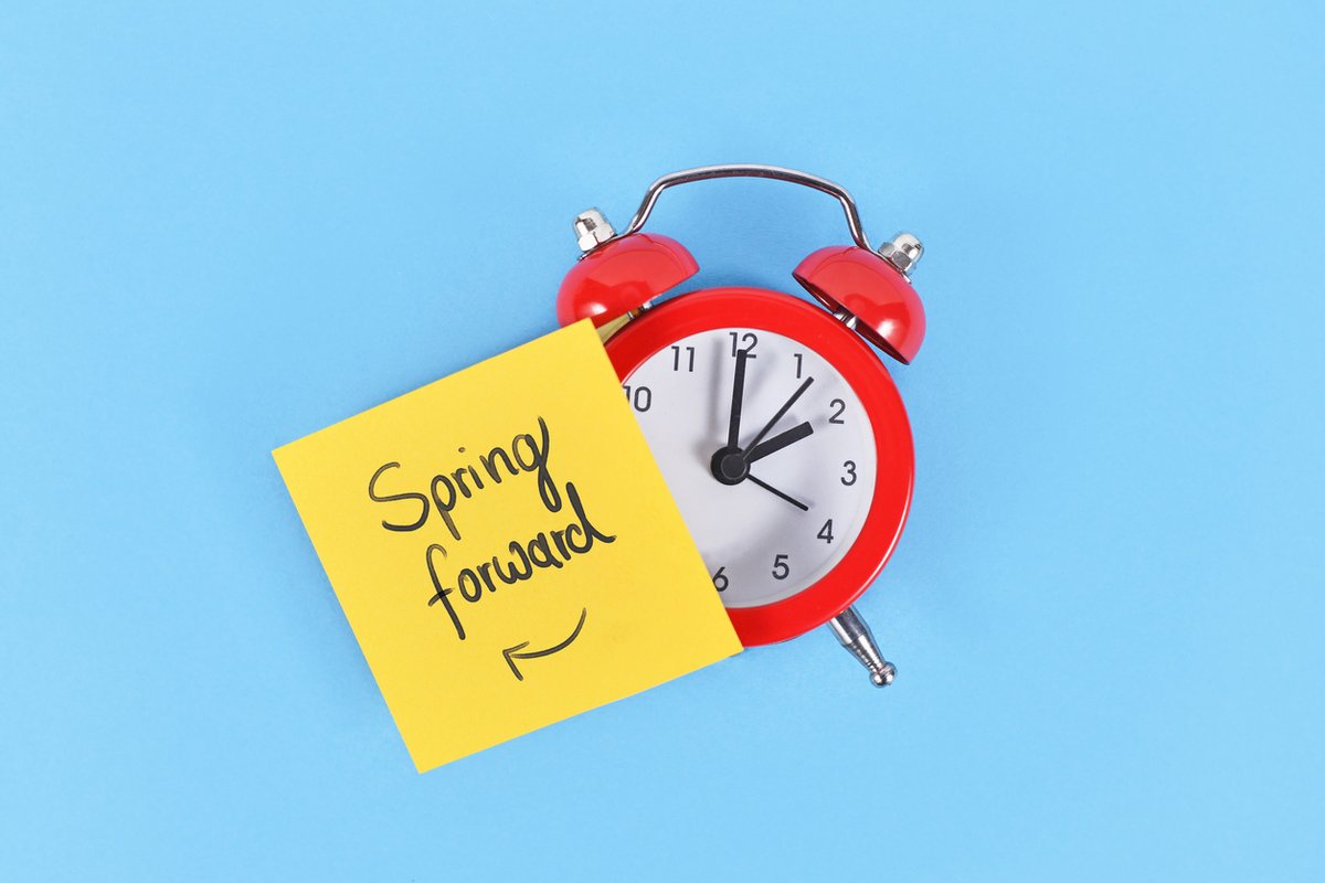 minyardplumber's tweet photo. Here’s a reminder before you go to bed, get all your clocks and set them an hour ahead! https://t.co/9VjqZ20TNb
