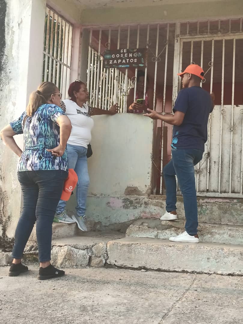 #06Mar | El EMA Diego Ibarra activo en la visita a activistas en la captacion de testigos de mesa para las elecciones #28Jul trabajando por los #600KPorVzla con @MariaCorinaYA somos @VoluntadPopular
