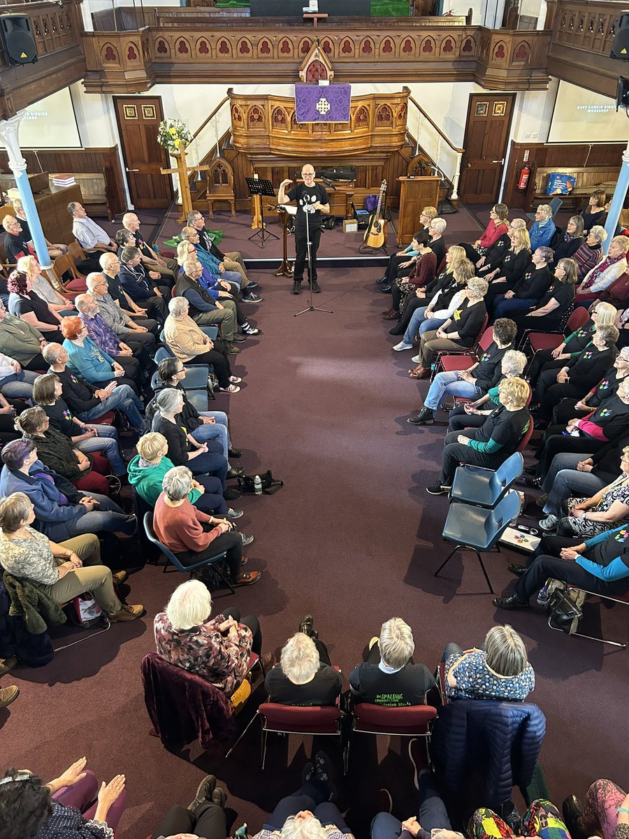 SoundLincs's tweet image. And that’s a wrap on this fabulous day! We’ve had such an #UpBEAT! day at our #LincolnshireSings event in #Spalding with Dave Carlin! 

Hope to see you all at the next one! 
The soundLINCS’s Team x

#lincolnshiresings #singing #soundlincs #upbeat #music #communitymusic