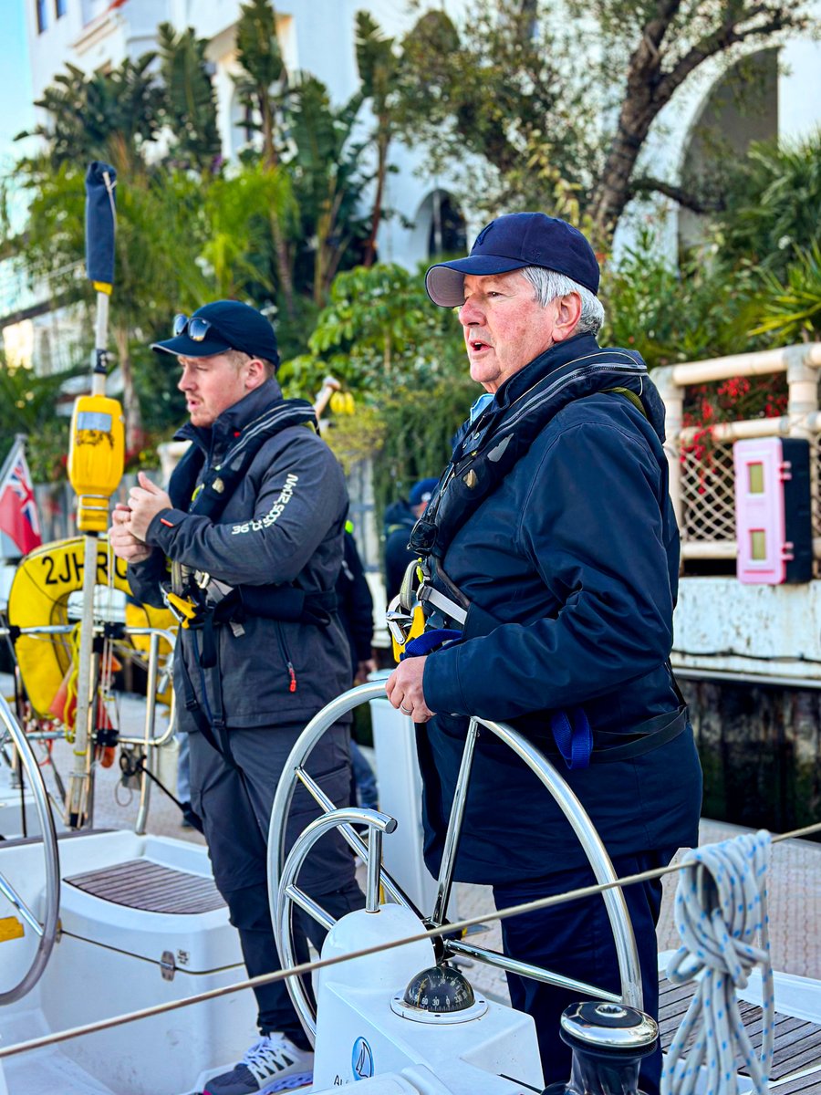 Did you know we offer private boat charters for Day Skipper Practicals?✨