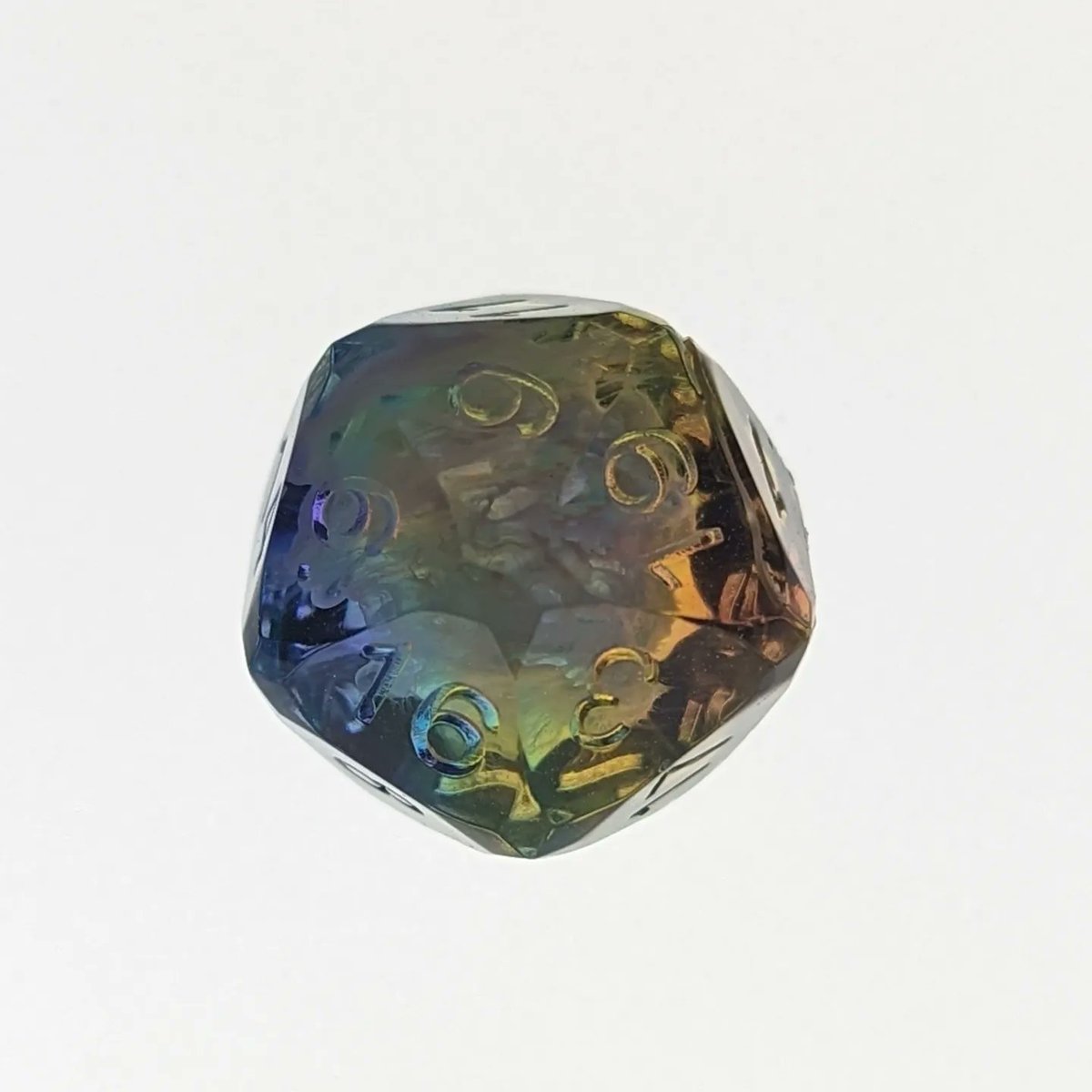 foldedcranedice's tweet photo. Raw gem faceted D20.

Raw, unsanded, unpolished, uninked, unfinished.

#handmadedice #D20 #DungeonsandDragons #TTRPGDice https://t.co/7Tockgscu2