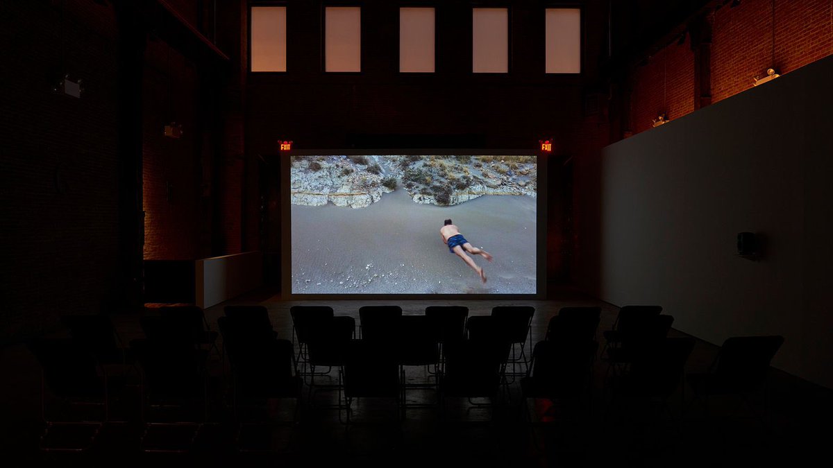 📺Experience Banu Cennetoglu’s visual narrative, a compilation of 127hours of footage collected over a decade 📽️️Delve into this unique video experience for a glimpse the socio-cultural tapestry of recent history as seen through the lens of the artist📲 hmmr.buzz/banu