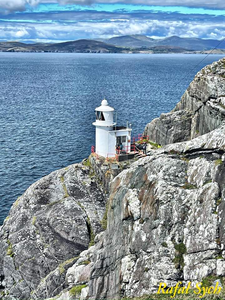 Sheep’s Head Lighthouse,County Cork.

📸 Rafat Sych

@visitwestcork @wildatlanticway @DiscoverIreland @TourismIreland @Lighthouse_Hunt @Lighthouses_NE