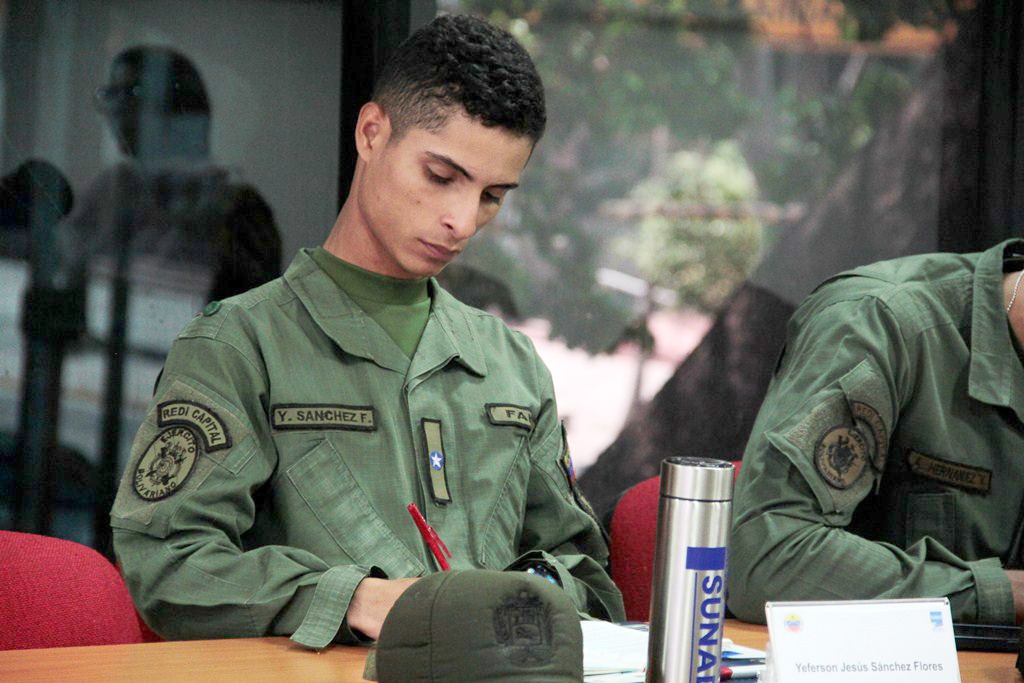 En el salón "Las Banderas" del edificio SUNAD con el equipo directivo profundizamos en temas fundamentales como: la prevención del tráfico ilícito, consumo, política nacional y cerramos con el tema: Problema Mundial de las Drogas.