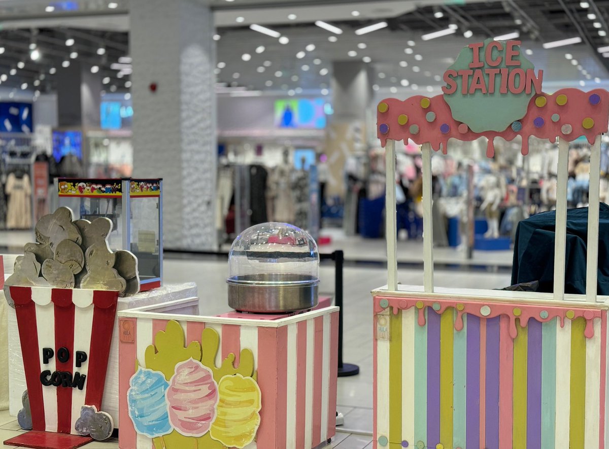 Meraaa_KAU's tweet photo. 🍿🍭🍦 https://t.co/Fp7aVFGXnI