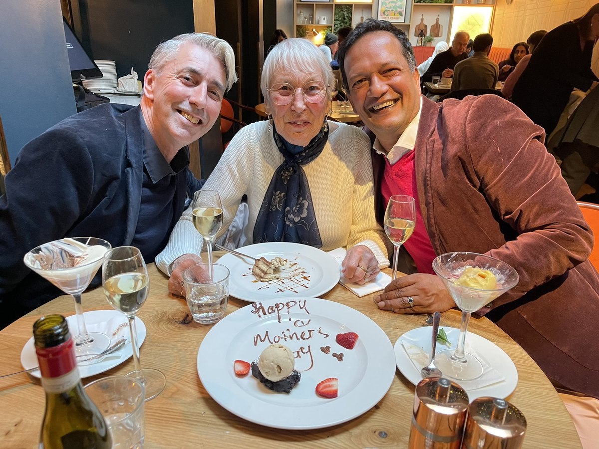 #MothersDay with Alison @gusto_uk Oxford - 🙏🏾🥂❤️