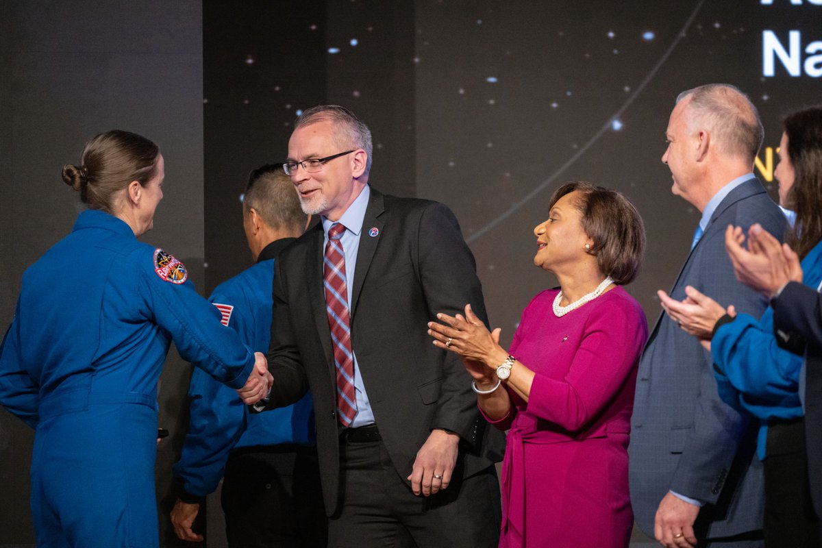 This week I was honored to graduate our newest @NASA_Astronauts who represent humanity’s shared goal to explore. Congrats, Flies! Now we're recruiting the next class! If you're ready for the ultimate challenge, apply to #BeAnAstronaut by April 2 go.nasa.gov/astro2024