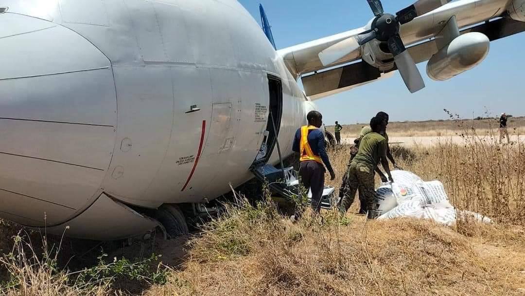 aviamilt's tweet photo. A Lockheed L-100 cargo plane (the civil version of the C-130 Hercules) carrying a Bar Aviation 5X-SBR skidded off the unpaved runway at Jowhar airfield, 90 km north of Mogadishu.  The plane was carrying cargo for African Union Military.  No injuries as a result of the Crash https://t.co/rkbnQqeMdA