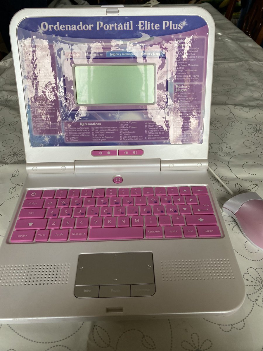 ✮ esther ✮ tweet media