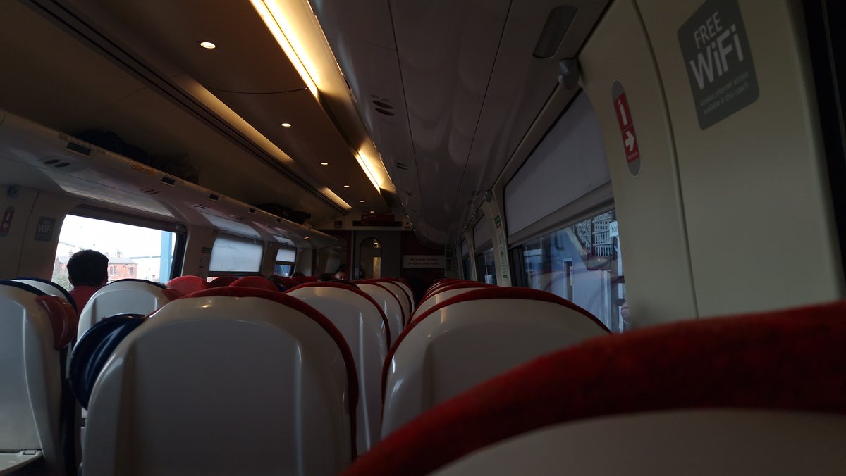 reecestrains's tweet image. Following on from this Friday's upload... This is one of CrossCountry's Class 221 Super Voyagers. (Unit 221127)

Despite hate and negative reviews these trains get, I personally think they're fine, except for busy services with limited carriages.

#crosscountry #class221 #voyager