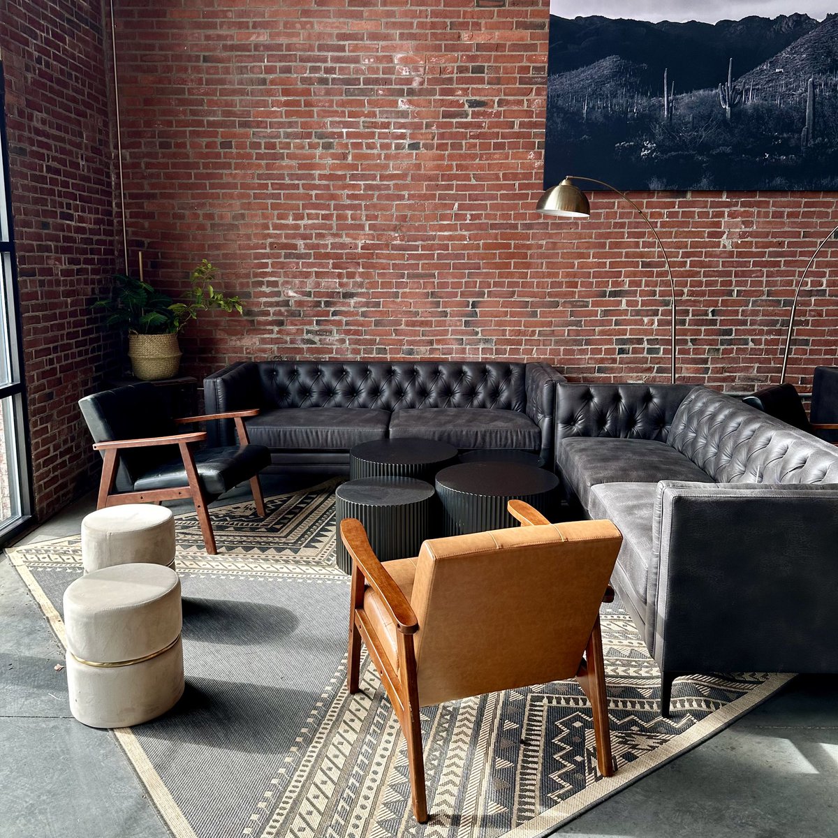 Sacred Profane Brewing has opened their location on Thompson’s Point in Portland. portlandfoodmap.com/sacred-profane…