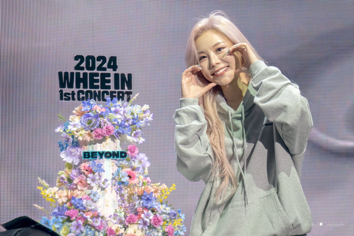 Mine_bay99's tweet photo. 240225 WHEE IN THE MOOD [BEYOND] - Seoul

#MAMAMOO #WHEEIN #마마무 #휘인 https://t.co/MuK1CDMj2T