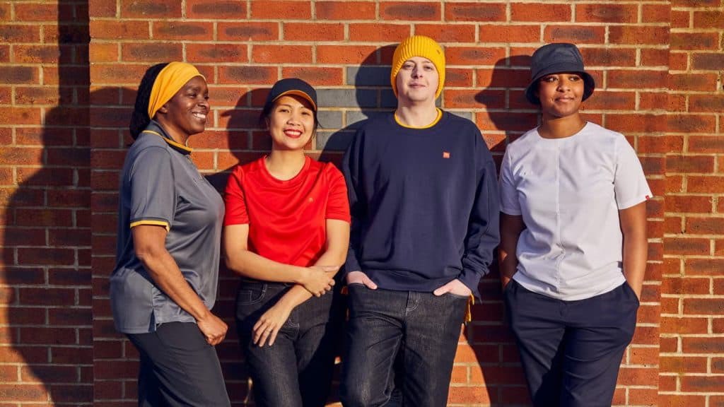 Dexerto's tweet photo. McDonald’s have revealed their latest set of uniforms, featuring a new casual style https://t.co/OvBKVfpQg0