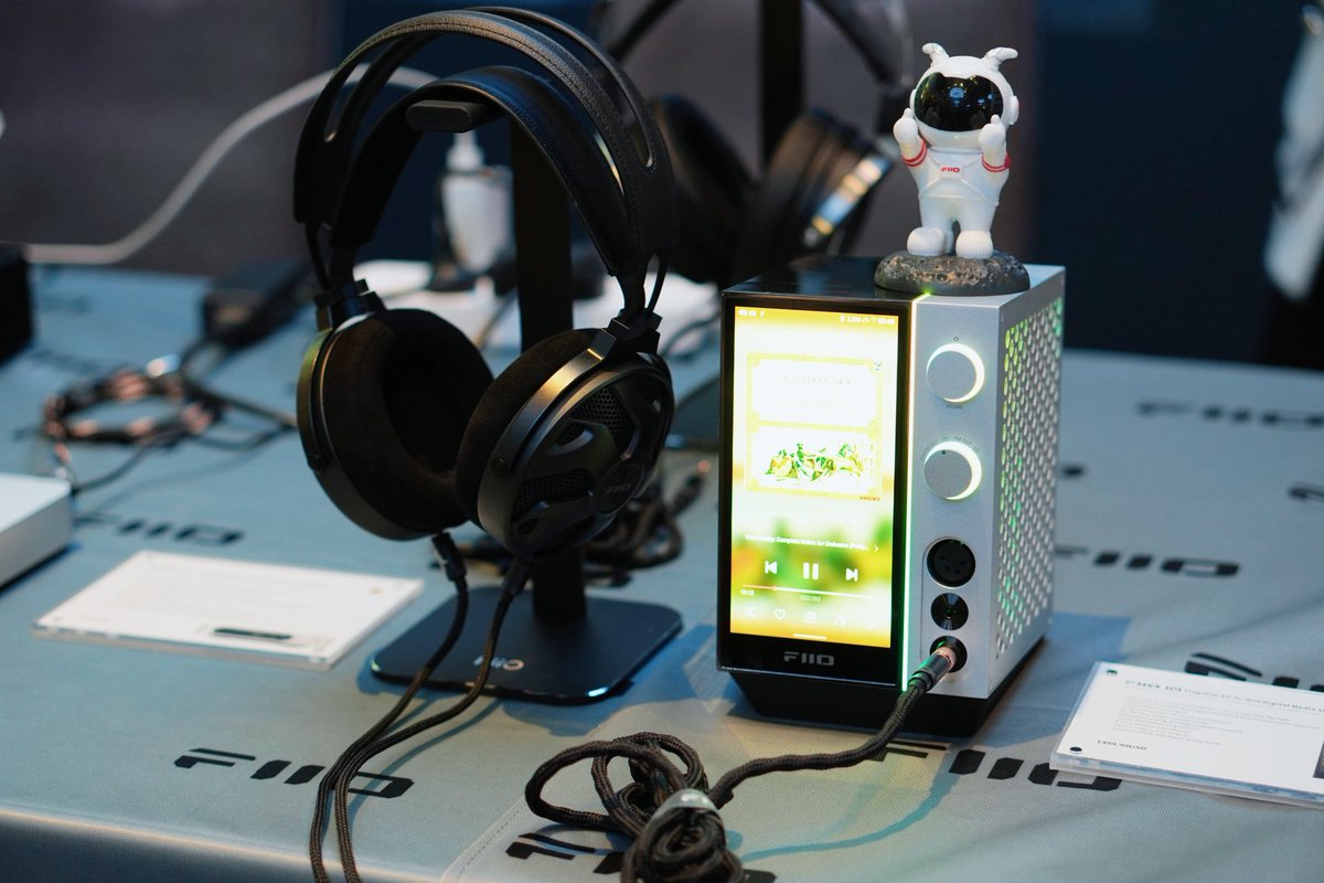 FIIO_official's tweet photo. Canjam NYC 2024, Day 1!
FIIO Booth:B3~B4
#CANJAMNYC #FIIO #K19 #R9 #M23 #FA19 https://t.co/IqCF55f2Kr