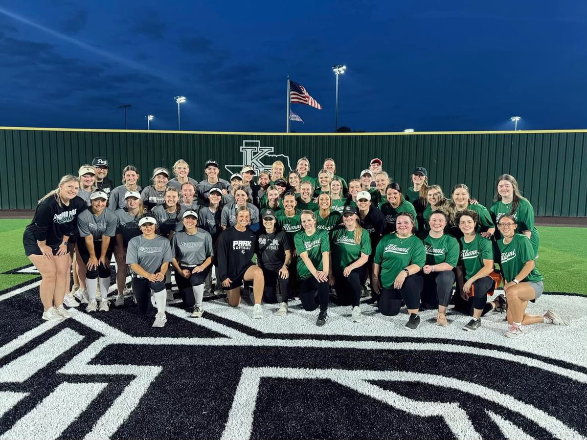 Kingwood Park Softball tweet media