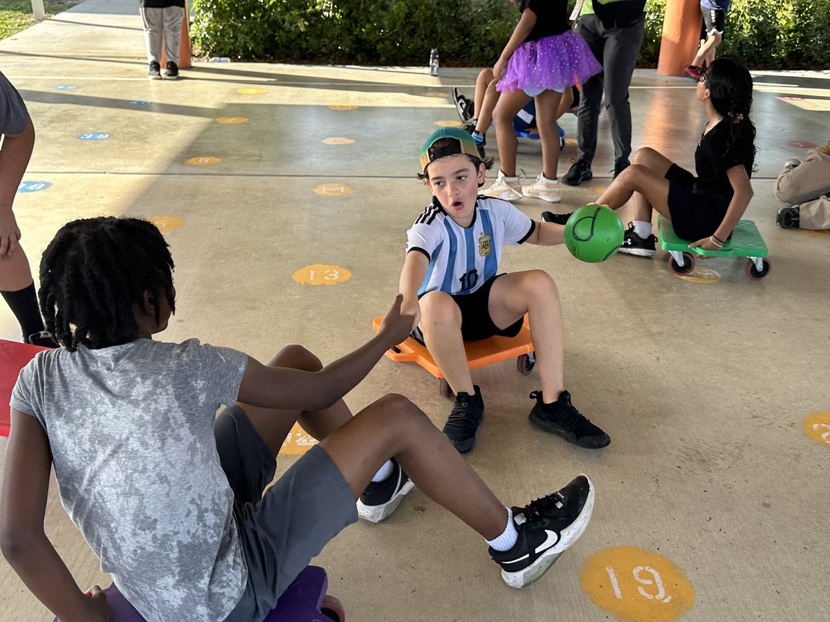 Ms. Fitz tweet media