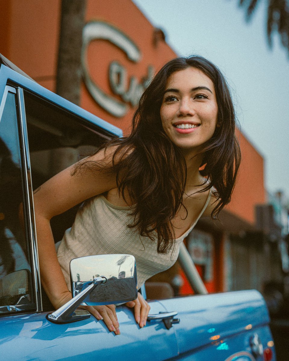 Canter’s on Fairfax vibes