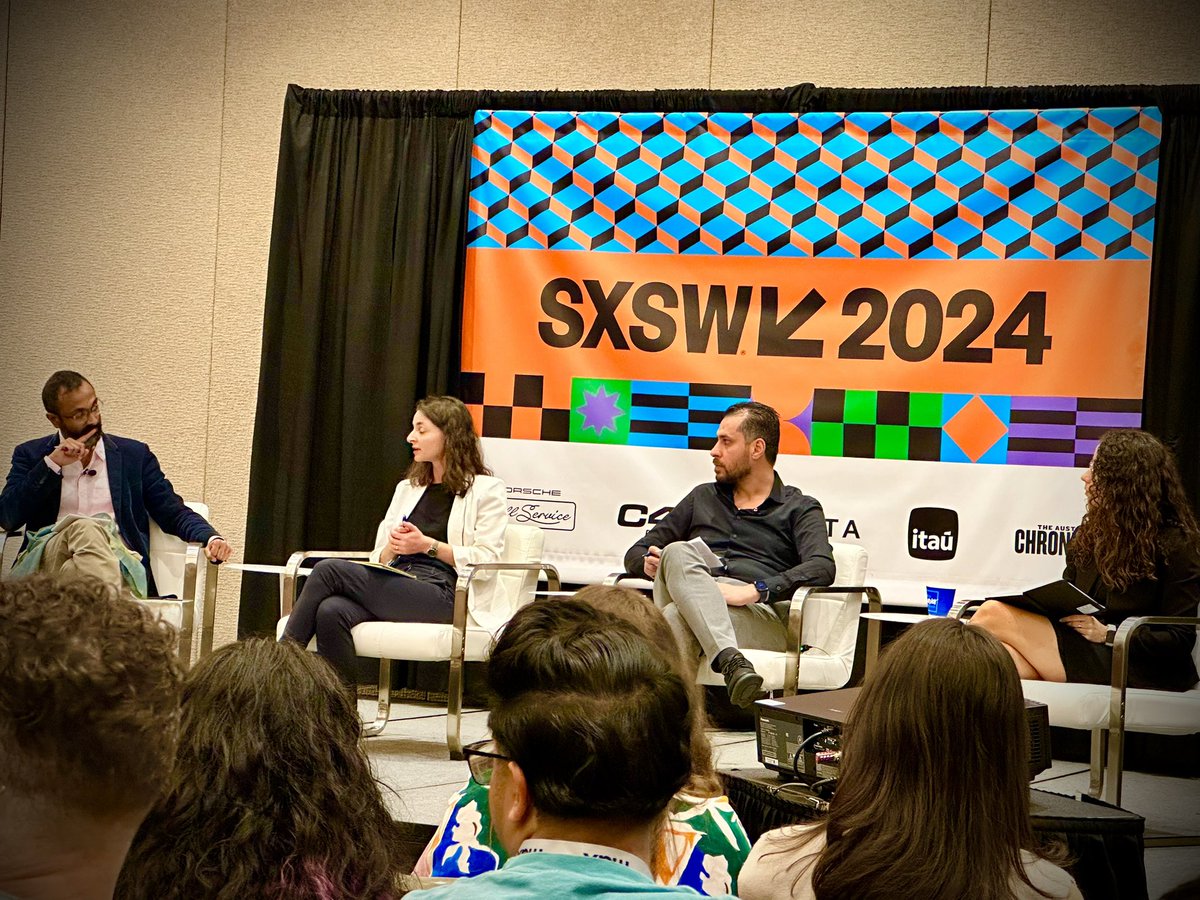 Fascinating first panel of the day at @sxsw - photojournalists & experts including @anjansun, @DariImpio, Abdulrahman al Mawwas of @SyriaCivilDef & Julianne Romy of @GRC_HumanRights talk about how autocrats use influencers to undermine authentic photojournalism in conflict zones.
