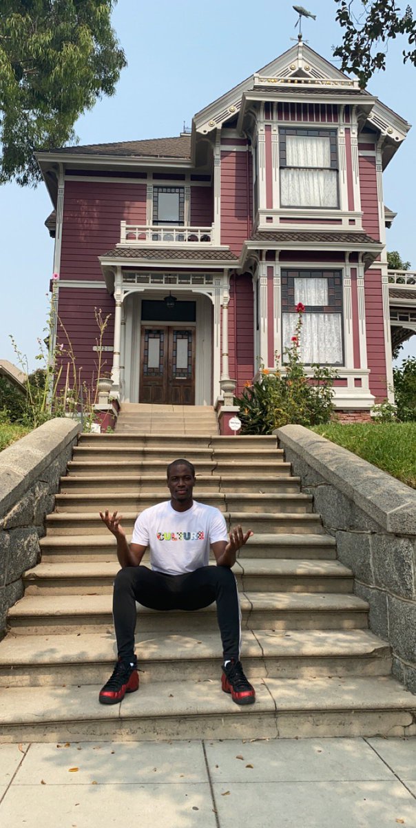 justjronn's tweet image. my family left me a house. i’m so happy to be a home owner at 26