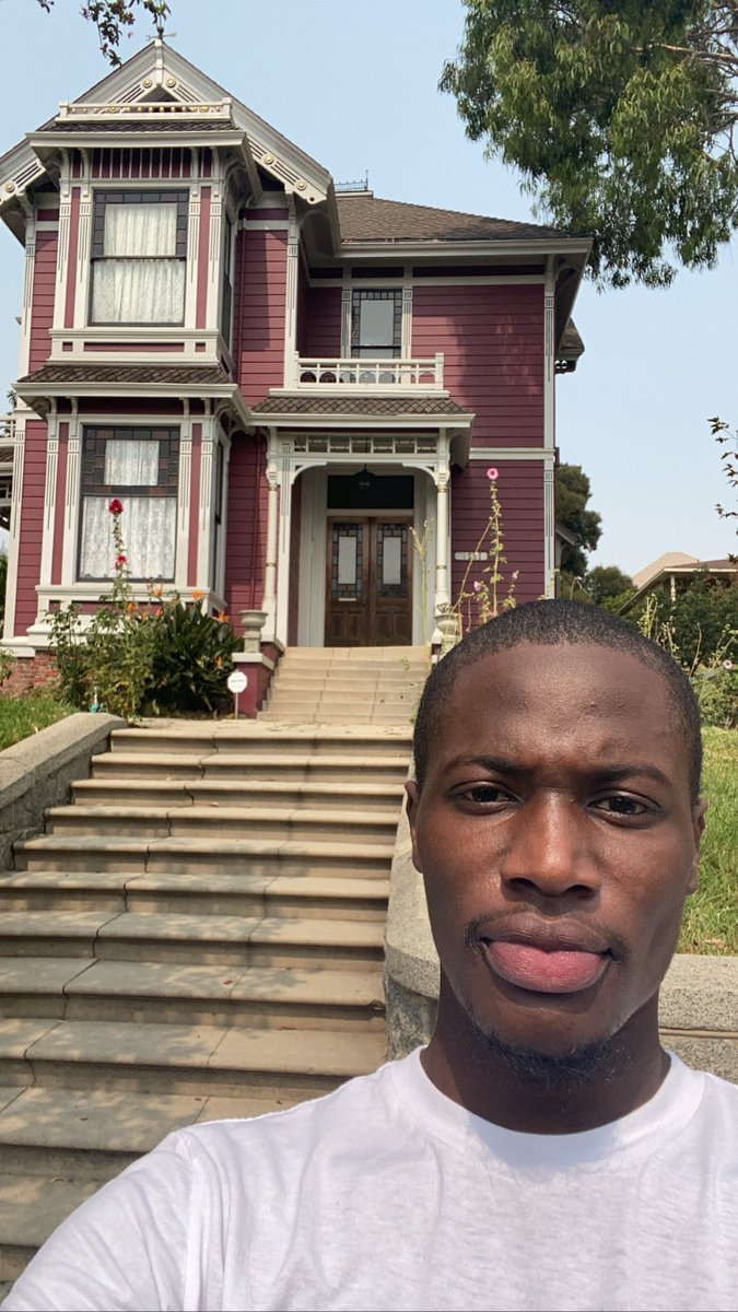 justjronn's tweet image. my family left me a house. i’m so happy to be a home owner at 26