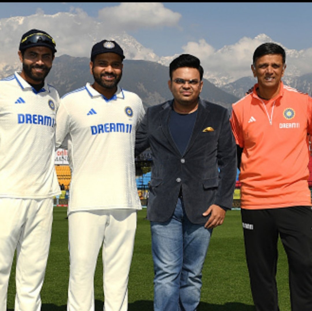 CricUniverse7's tweet photo. FOUR Big Pillers of #Indian Cricket Team.
#INDvsENGTest
#जय_श्री_राम‌‌

#InternationalWomensDay                         
#अतीक_का_साथी_MLA_वाचस्पति
#Mahashivratri
#IStandWithManojTomar
#WPLDrive #Mayawati
#ArrestElvishYadav
#Maxtern #SagarThakur
#GoldRate https://t.co/yHcMGDWjF8