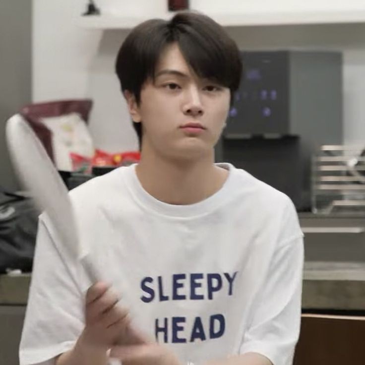 ✮🎧✮ hi! I'm dayv, but you can call me Dee! I'm looking for interactive #moots  ✮🎧✮
 
- 🇵🇭 he / him  '10 esfp ๋⋆𐙚₊
- MULTISTAN
- i love pjs
- new to #kpoptwt #stantwt 
- mahilig mag basa ng mga jaywon au 
- any fandom is welcome 
꒰ა ☆ ໒꒱ 

- ♡/↺ are appreciated