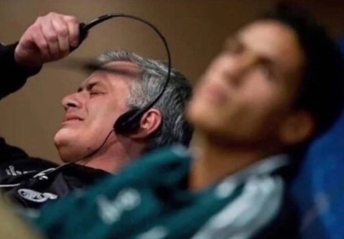 When you get your timing wrong &amp; come back into the living room when god save the king’s still playing 

#ENGvIRE