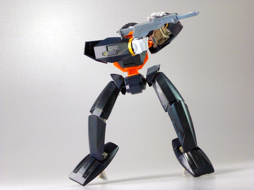 plasticmodel13's tweet photo. MISSION/一斉砲撃!未来を掴め!
#FLAT_L06D #モビルフラット 援護する!!
(500円でこの充実感なんです)
#SEEDガンプラミッション #ガンプラ
#∀ガンダム #スパインシステム #ボックスビームライフル #シド・ミード 氏 #ノングレード https://t.co/10ZelW8msm