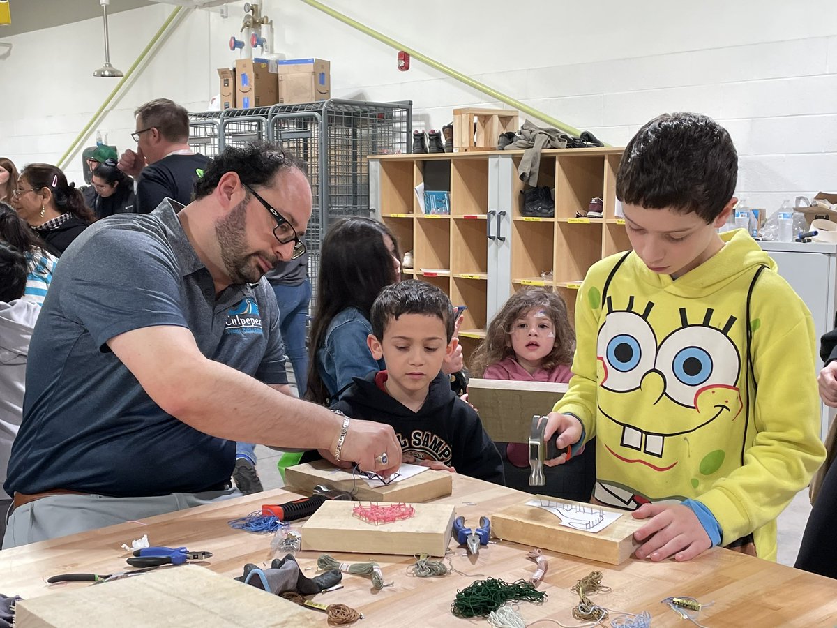 makerenergyfair's tweet photo. Come down to the end of the hallway for String Art and Easter Basket Making
#culpepermakers24 
@culpeperschools https://t.co/TJ4S9NcjUX
