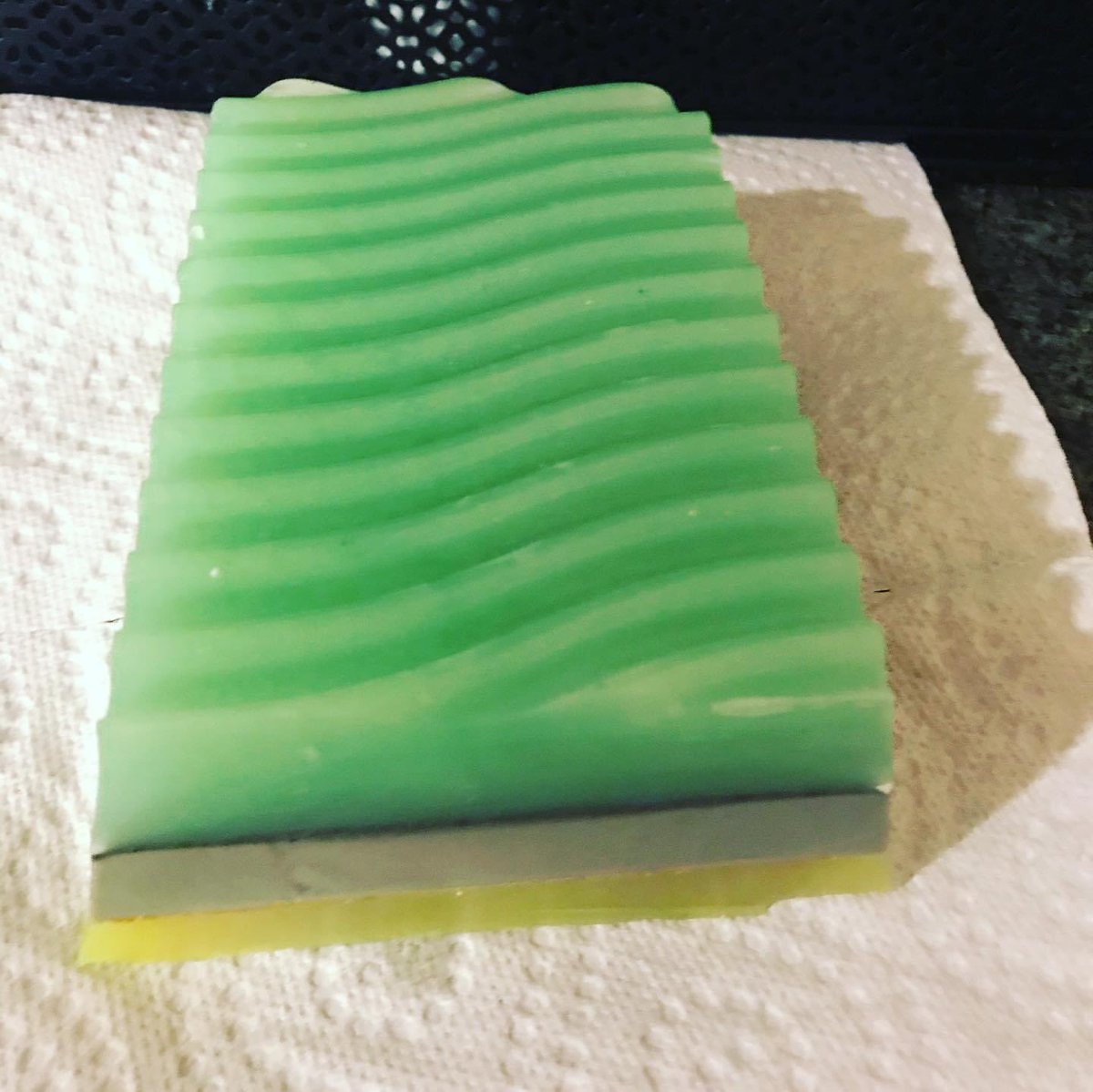 srnorganics1's tweet photo. New product launch 🚀 real limoncello curds lemon 🍋 curds cucumber seed oil organic palm free handmade soap cakes #antiagingskincare #summerrainesnaturals #summerrainesnaturals💜💜💜💜 #cucumberseedoil #limoncello🍋 #limecurd #lemoncurd #skincareroutine #skincareproducts https://t.co/I1Wn6o0MFx
