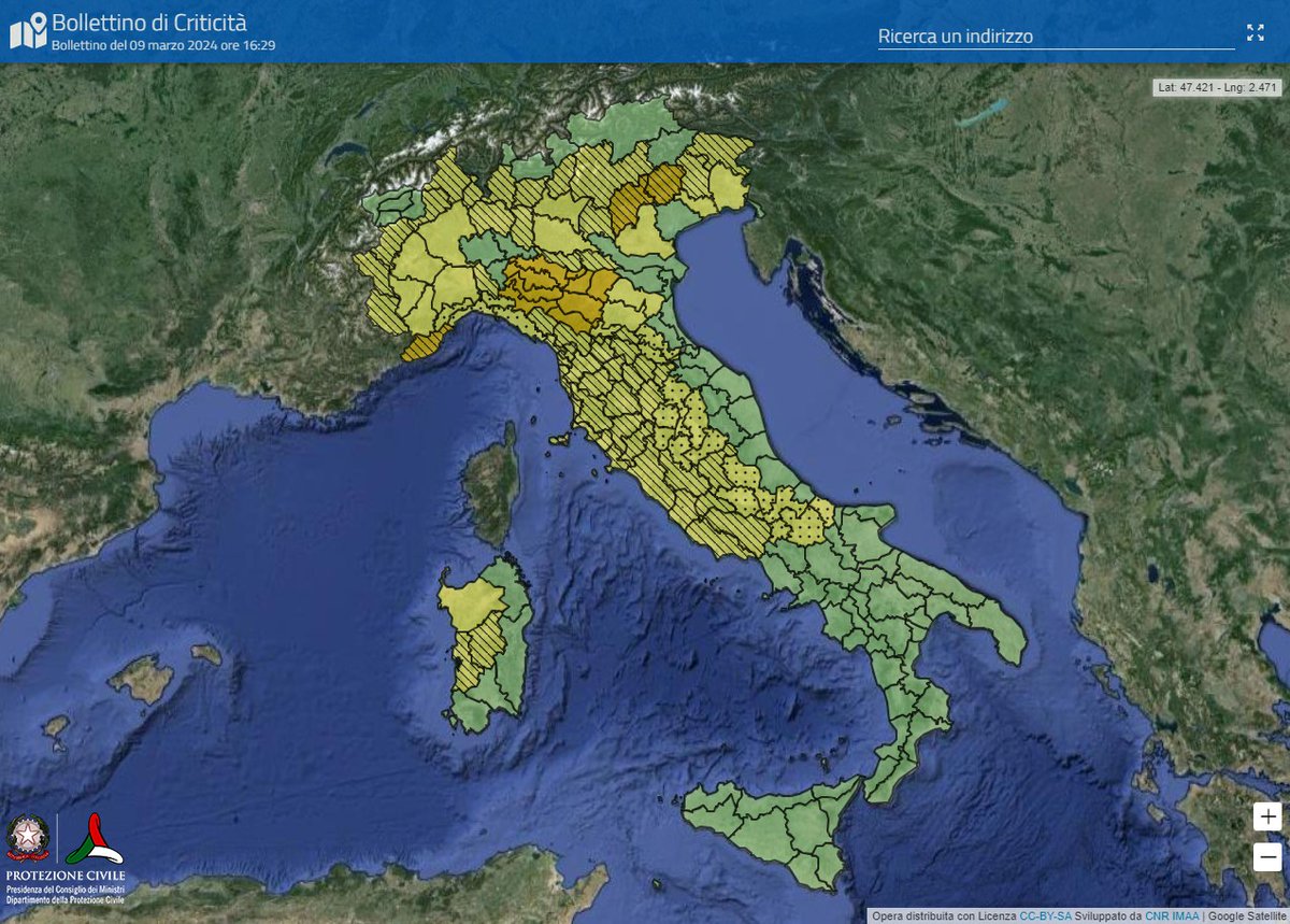 DPCgov's tweet photo. 💨⛈️❄️In arrivo venti forti su gran parte dell'Italia, neve e piogge al Nord.
📅 Domenica #10marzo
🔔🟠#allertaARANCIONE su settori di Liguria, Emilia-Romagna e Veneto 
🔔🟡#allertaGIALLA in 13 regioni
🔎Leggi l’avviso meteo del #9marzo👉 https://t.co/bXfznXXTAM
#protezionecivile https://t.co/VsDRWcpiEv