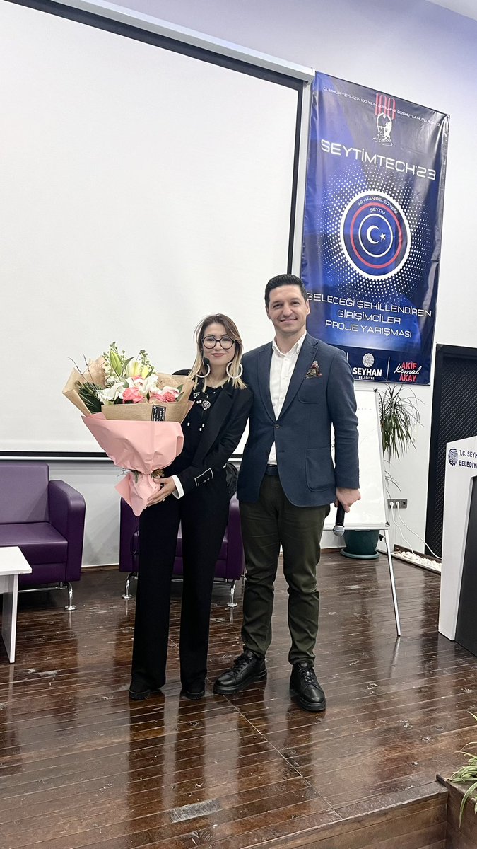 Look at these builders✨

We just finished Blockchain Literacy and Research Day in Turkiye! 

I explained how to read technical docs, write codes, and the technical details of blockchain. We learned so much and can’t wait to see where this journey takes us next!🤍