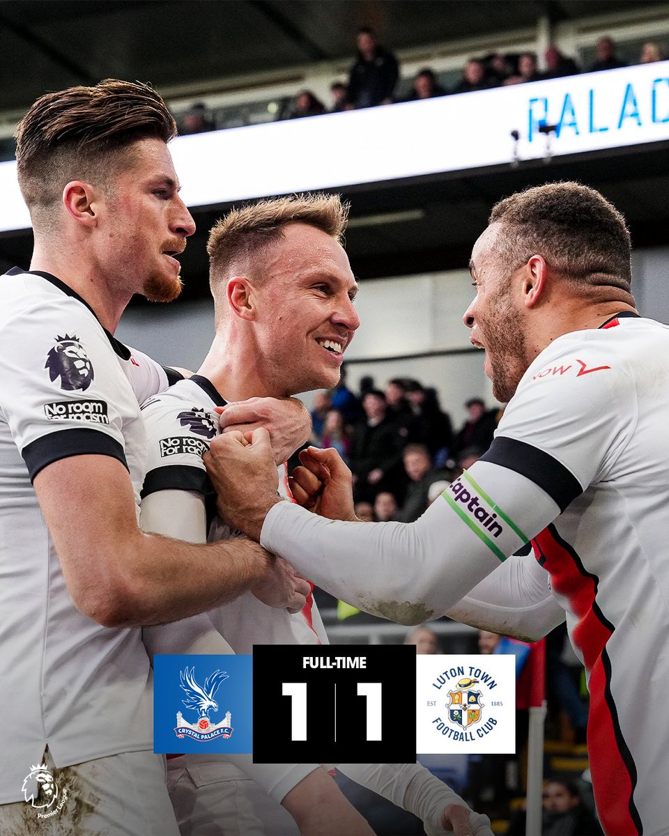 LutonTown's tweet photo. A MASSIVE LATE POINT! 🙌 https://t.co/ewUE10cgTt