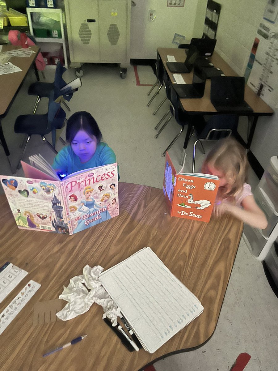 Abbi Davis tweet media