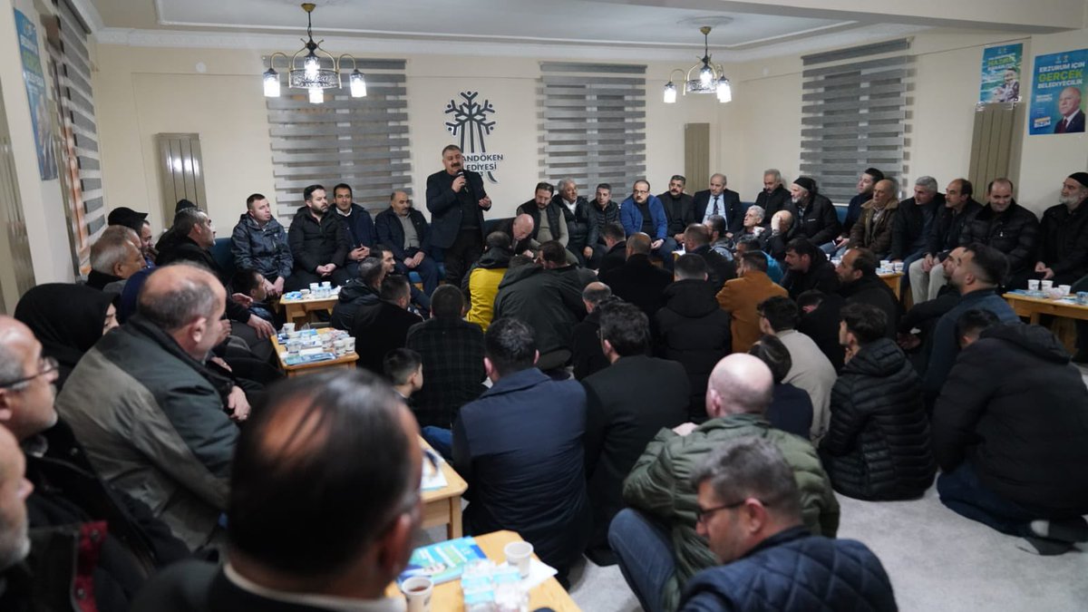AvMuhammetSunar's tweet photo. • Şehit Abdulkadir Güngör Mahalle konağımızda gerçekleştirdiğimiz Gazel Esintileri programımızda, yüreklerimiz huzurla doldu. 
Erzurum Büyükşehir Belediye Başkanımız Sn. Mehmet Sekmen ve AK Parti Palandöken İlçe Başkanımız Sn. Haktan Ömeroğlu’nun da katıldığı programımıza vatandaşlarımızın ilgisi yoğun oldu.
Teşekkür ediyoruz. @mehmetsekmen @HaktanOmeroglu 
.
@yzyilmaz55 @aliinci_54 @avibrahimK