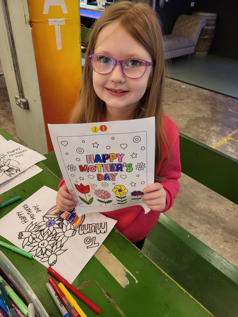 LMLMMEpsom's tweet photo. We had such a great time at our kids art club this morning #colouring #drawing #beingcreative #choosingcolours #pencil #crayon #chalk #makingfriends #emotions #feelings #wellbeing #fun #creativity
Come and see us next Saturday 11am-1pm at @EpsomSocial Derby Square, Epsom https://t.co/kThXh9sU6c