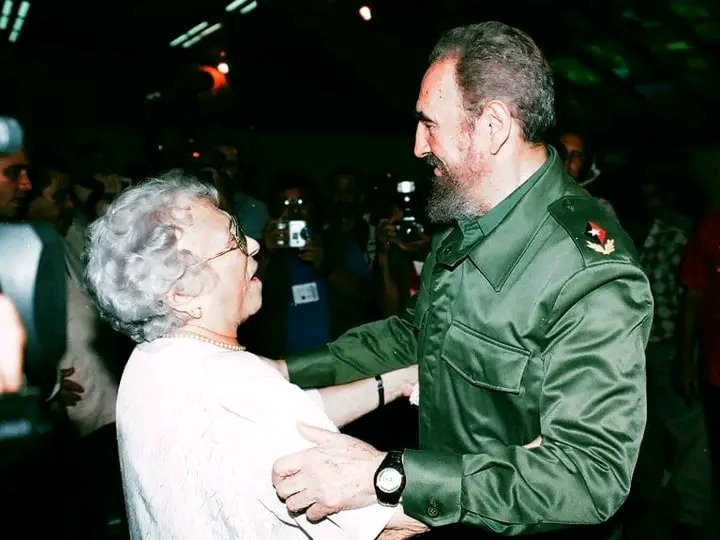 Chil1959's tweet photo. Tengo puesta en ustedes toda mi fe”, les escribió #Fidel. Y ella estuvo a la altura de esa confianza”.
✨En el X Aniversario de su desaparición física, Cuba recuerda a nuestra Heroína del Moncada Melba Hernández, #OrgulloDeMujer.
#DeZurdaTeam🤝🐲
#CDRCuba
@FMC_Cuba
@DeZurdaTeam https://t.co/MI0kfAYRHn