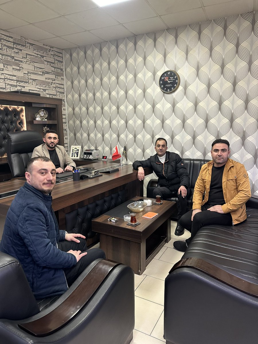 Arslan Yapı Gayrimenkul Değerli Kardeşim Serkan Arslan ile Ticaret’imiz Hayırlı olsun İnşallah 🙏