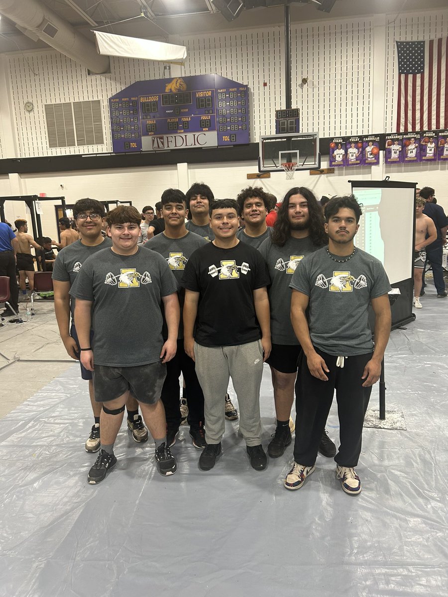 CoachTMartinez's tweet image. 16 Abilene High Dudes from Region 1 Division 1 Spotting and Loading for The Region 1 Division 2 Regional Powerlifting Championship!!
#GetOne
@AbileneEagleFB @AbileneISDAthl1 
@TxHSPWL @coachfullen