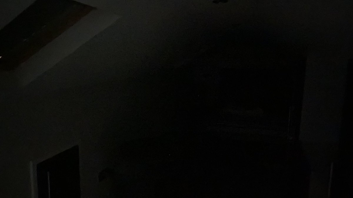 Just fitted some Velux blackout blinds

Defo does what it sez on the tin 👍🏻👍🏻👍🏻
