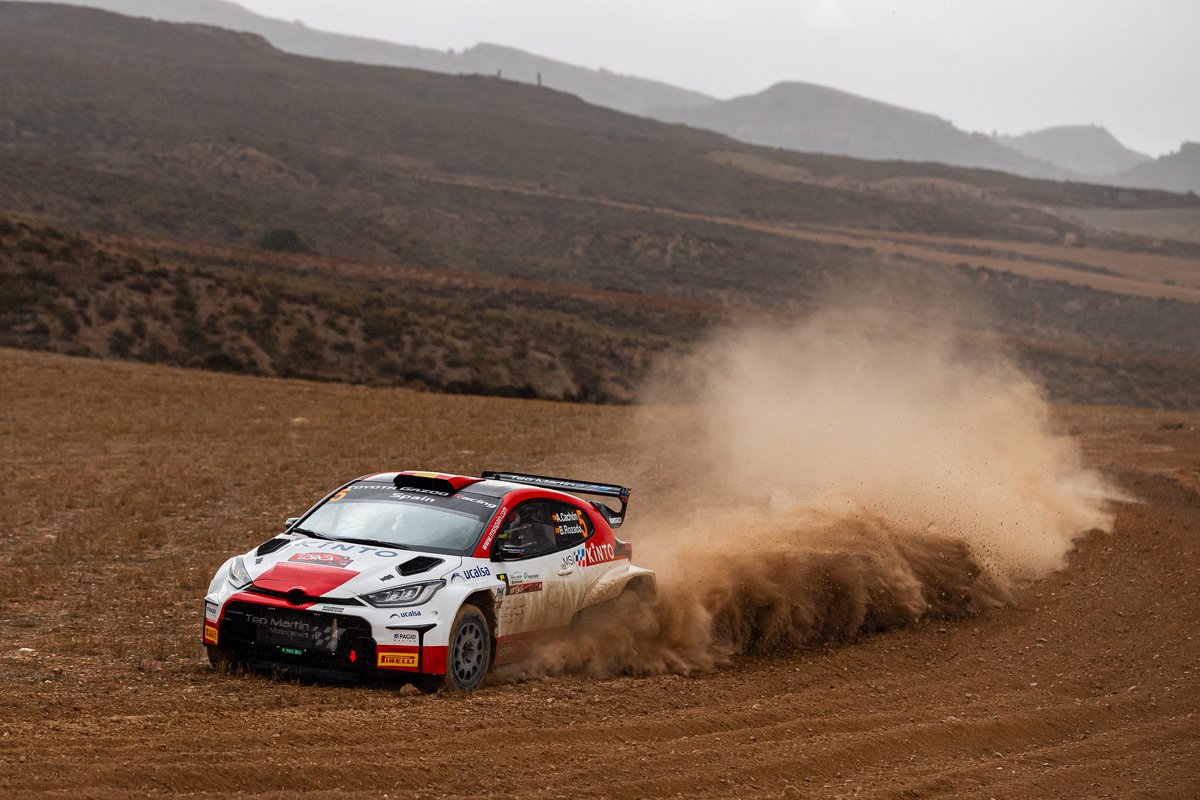 🏁 Clasificación FINAL general ⏱️:

1️⃣ Suárez
2️⃣ Cachón +23
3️⃣ Ruiloba +49
4️⃣ Greensmith +51,9
5️⃣ Llarena +1:17,8
6️⃣ Palomo +1:56,9

#SCER <a href="/RTierrasAltas/">Rallye Tierras Altas de Lorca</a>

🚗💨