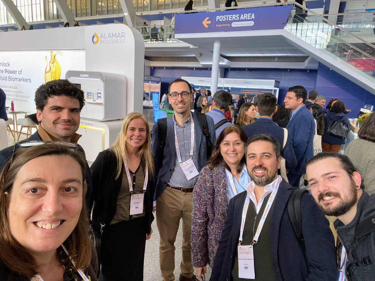 Small sample of the hundred Portuguese 🇵🇹 neuroscientists @adpdnet working hard in Portugal, Europe and US to figure out how to treat Alzheimer’s and Parkinson’s disease 💪💪🧫🔬🧬🥼🧪🧑‍🔬🧑‍💻👩‍💻🧠🧠🇵🇹🥰#ADPD2024