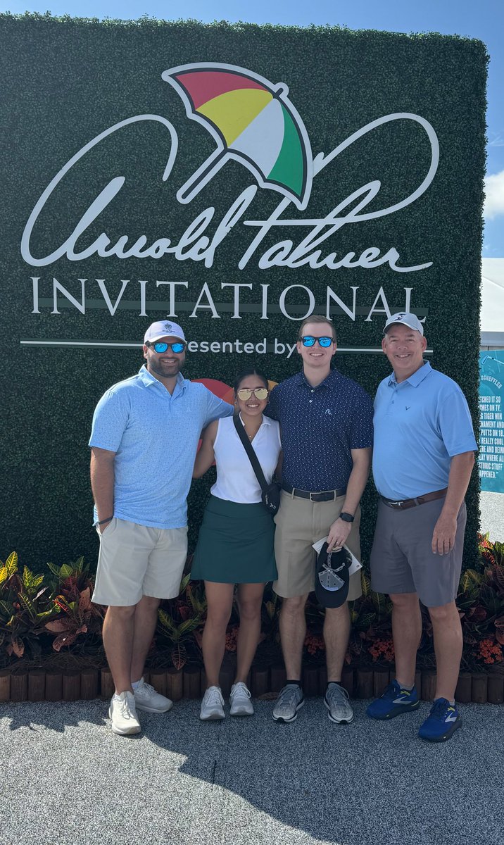 GPaulhoops's tweet photo. Went to my first PGA event on Friday, Arnold Palmer Invitional.  It was awesome! Was able to putt with one of Arnies putters.  Even met fellow Hoosier Patrick Rodgers.
#PerfectDay https://t.co/vF6fXe4zjc