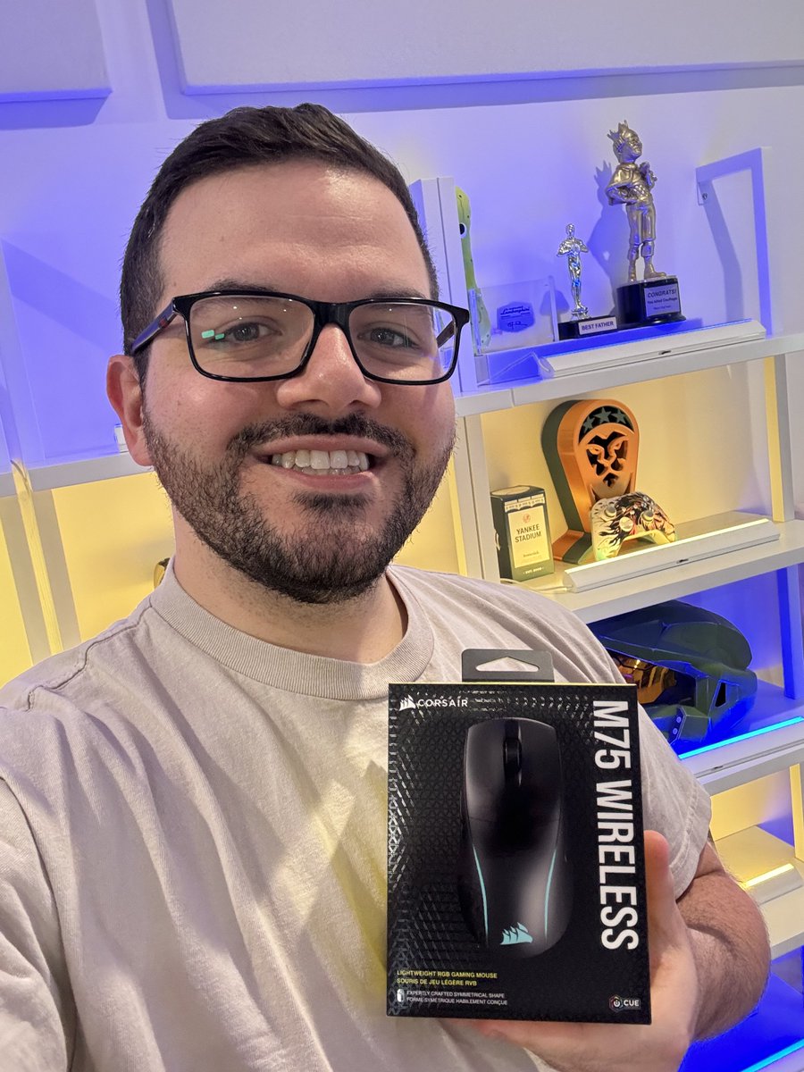 CouRageJD's tweet image. For every challenge I complete on stream, I will be giving away a @CORSAIR M75 Wireless!

This mouse is perfectly symmetrical unlike my face.

Check out it's incredible specs here: cor.sr/couragejd

Watch my stream here:
youtube.com/live/H2HCfhcLI… #CorsairPartner