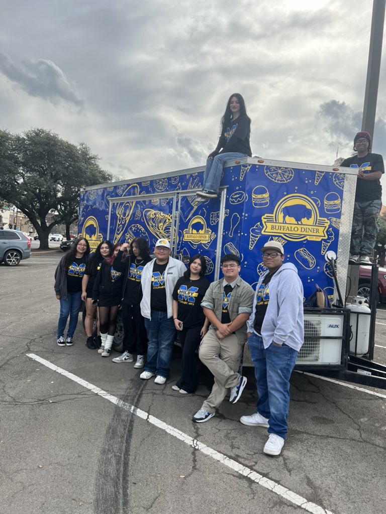 CulinaryMilby's tweet photo. Prostart State Culinary Competition is under way and our @CulinaryMilby team is ready to rock and roll... Go Buffs!!! https://t.co/RiiTh5JkXa