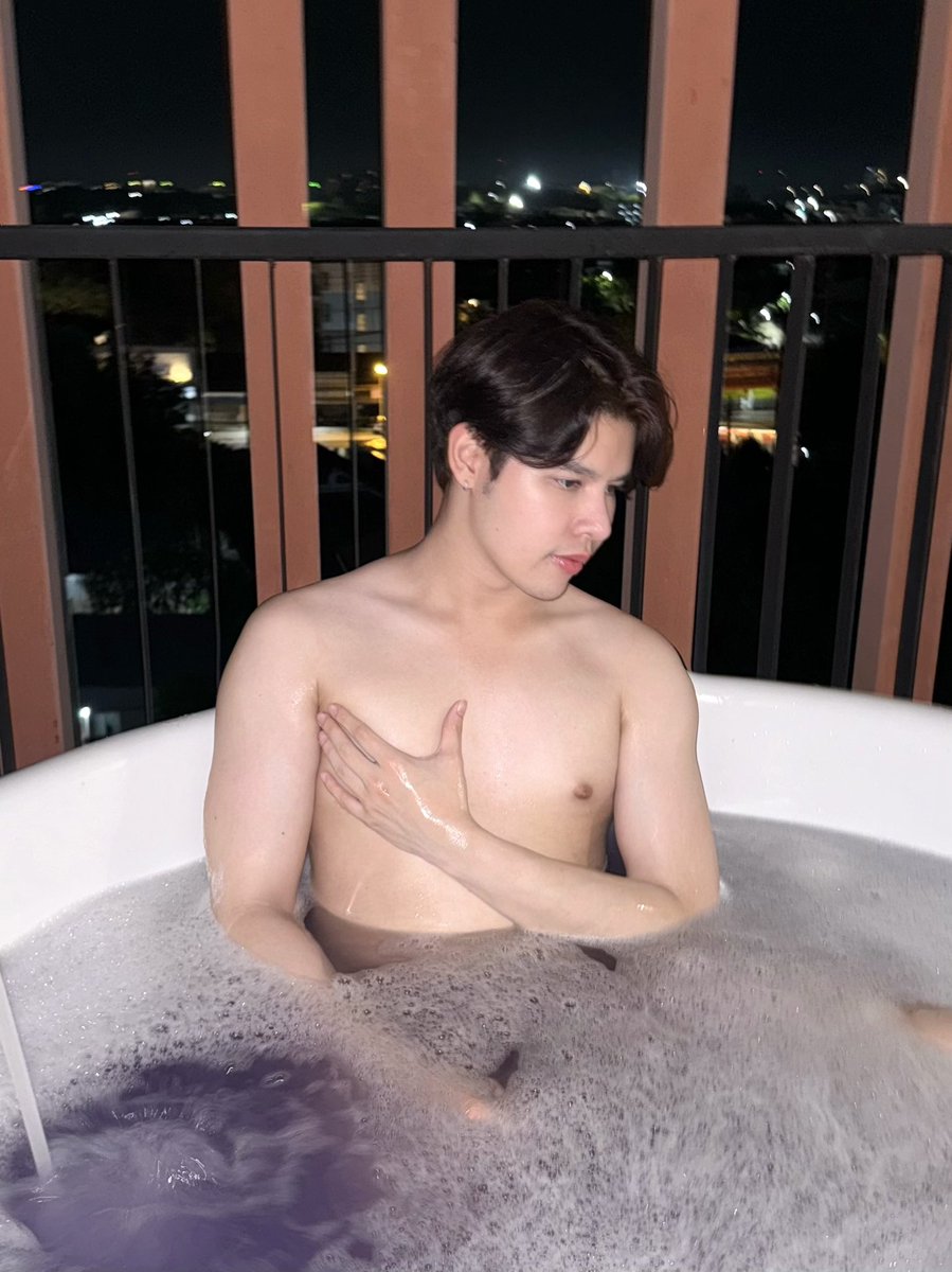 เจ้าเเก้ม ของผม tweet media