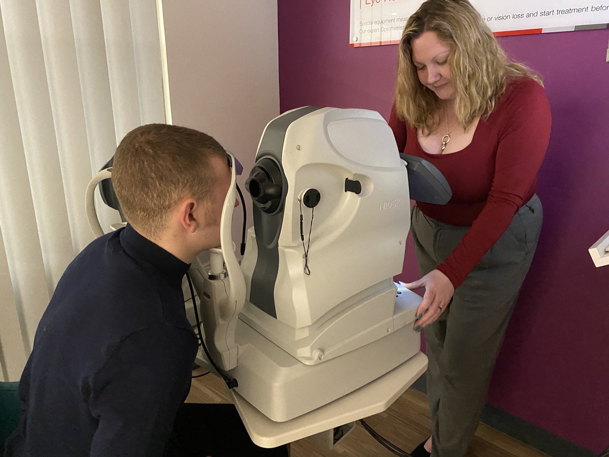 Hi! It’s Alex! Eye test today at @VisionExpress Poole. The staff were so kind and helpful. One of the things we noticed is that my eye sight deteriorated significantly at around the same time as I started to feel ill before my cancer diagnosis. Such a strange coincidence. My eye