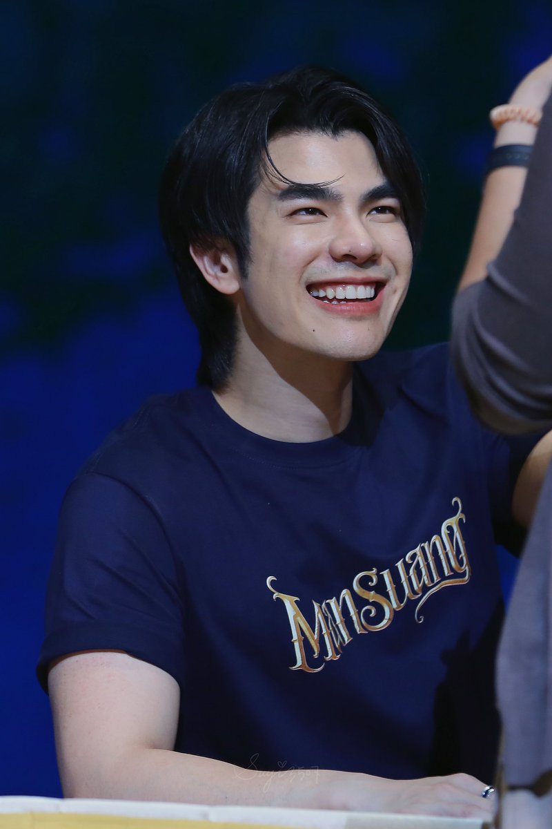suyi3507's tweet photo. @milephakphum 💚💚💚
#MilePhakphum 
 #MileApoBasTonginPNH https://t.co/ap8c6ONyN5